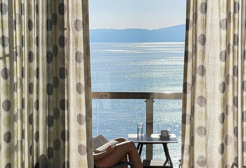 בקתה דלוקס, Aquila Elounda Village Resort, Suites & Spa