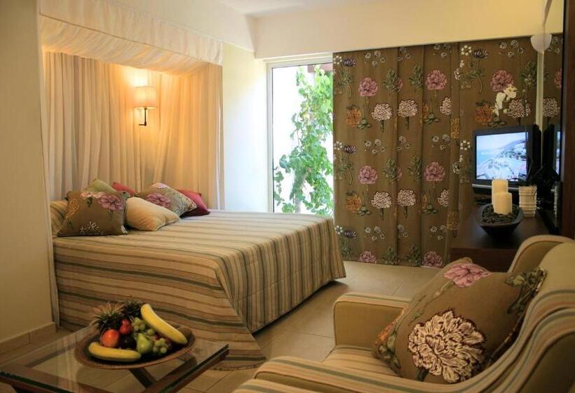Бунгало Стандарт Вид на Сад, Aquila Elounda Village Resort, Suites & Spa