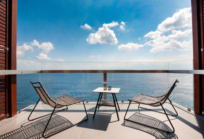 Люкс Deluxe Вид на Море, Aquila Elounda Village Resort, Suites & Spa