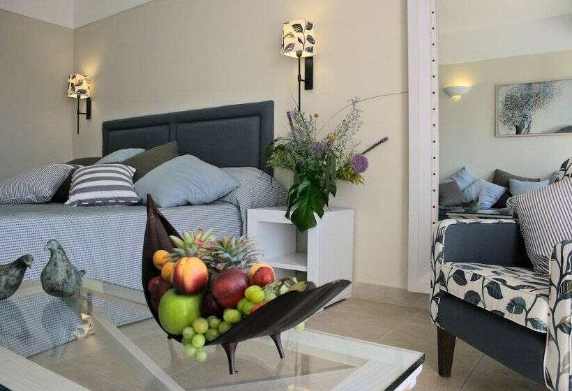 בקתה סטנדרטית עם נוף לים, Aquila Elounda Village Resort, Suites & Spa