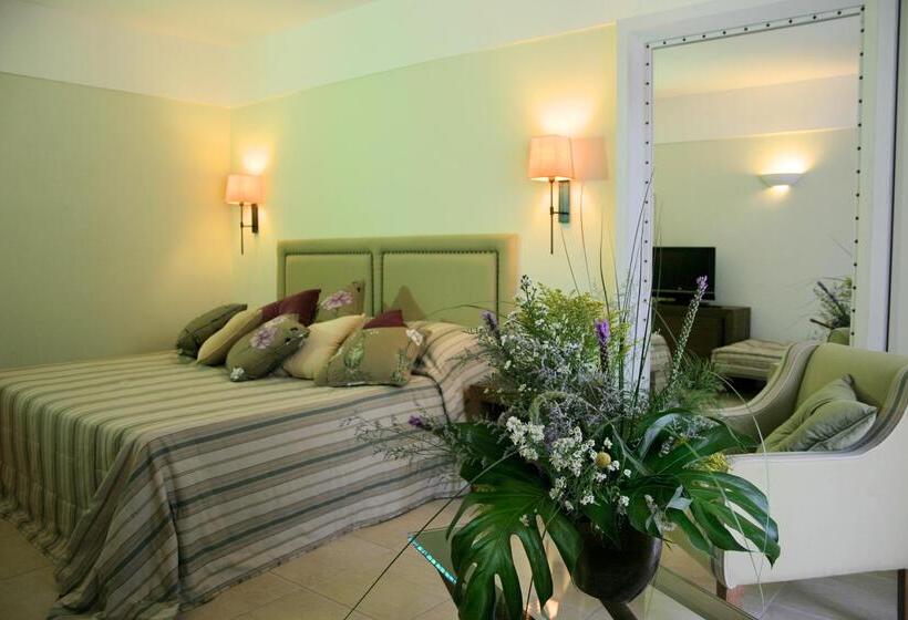 בונגלו סטנדרט עם נוף לגינה, Aquila Elounda Village Resort, Suites & Spa