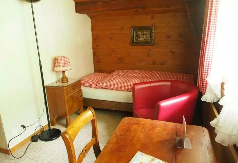 Habitación Estàndard Individual, Simmental