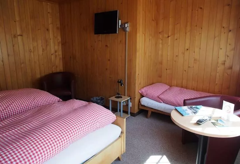 Habitació Triple Estàndard, Simmental