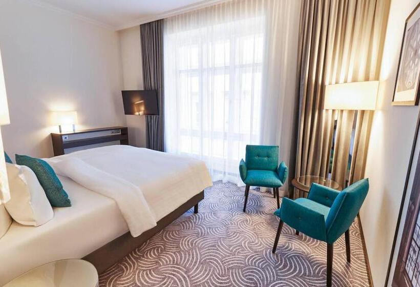 اتاق سوپریور با تخت بزرگ, Steigenberger Hotel Herrenhof