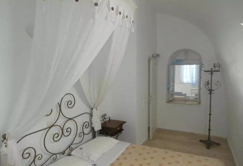 1-Bedroom Classic Apartment