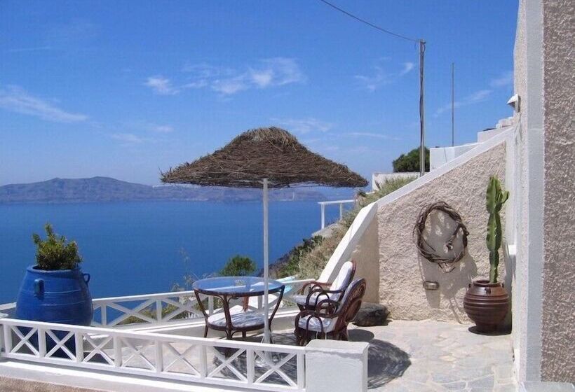 Superior studio with view, Nomikos Villas