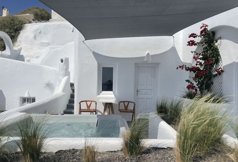 Superior studio with view, Nomikos Villas