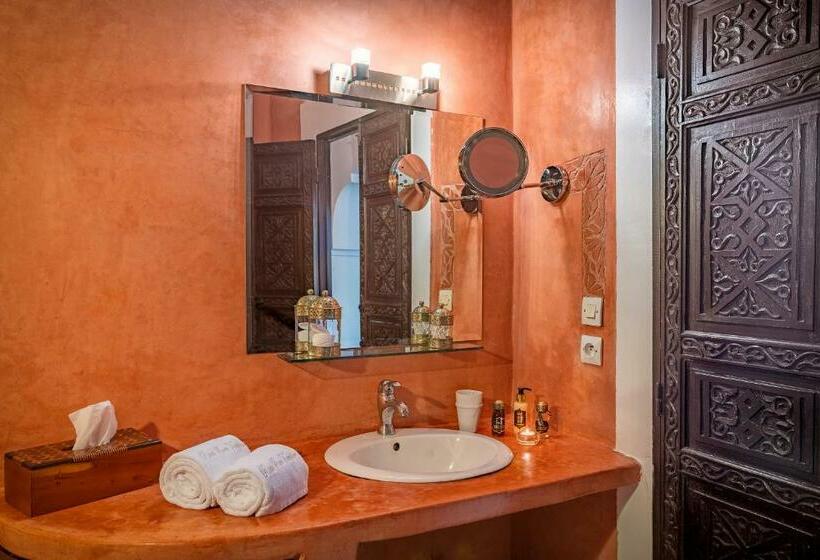 Номер Superior, Riad Ben Tachfine