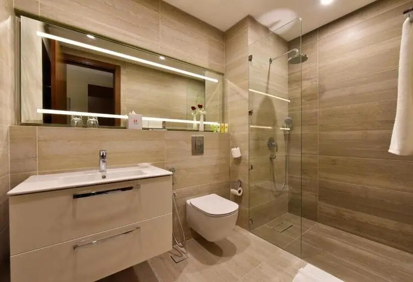 1 Bedroom Penthouse Apartment, Swissbelsuites Admiral Juffair