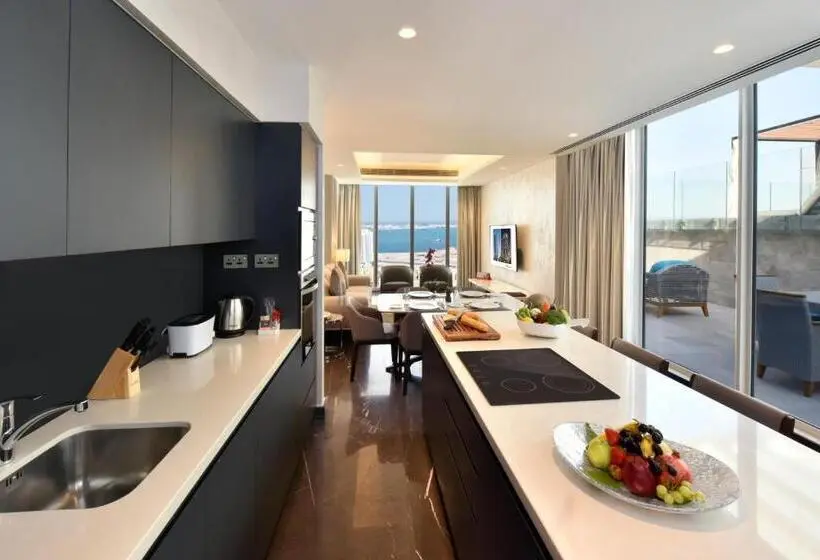 1 Bedroom Penthouse Apartment, Swissbelsuites Admiral Juffair