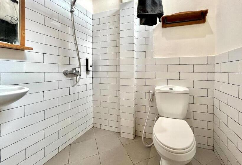 חדר סטנדרט, Reddoorz At Mystays Pemuda Cepu Blora