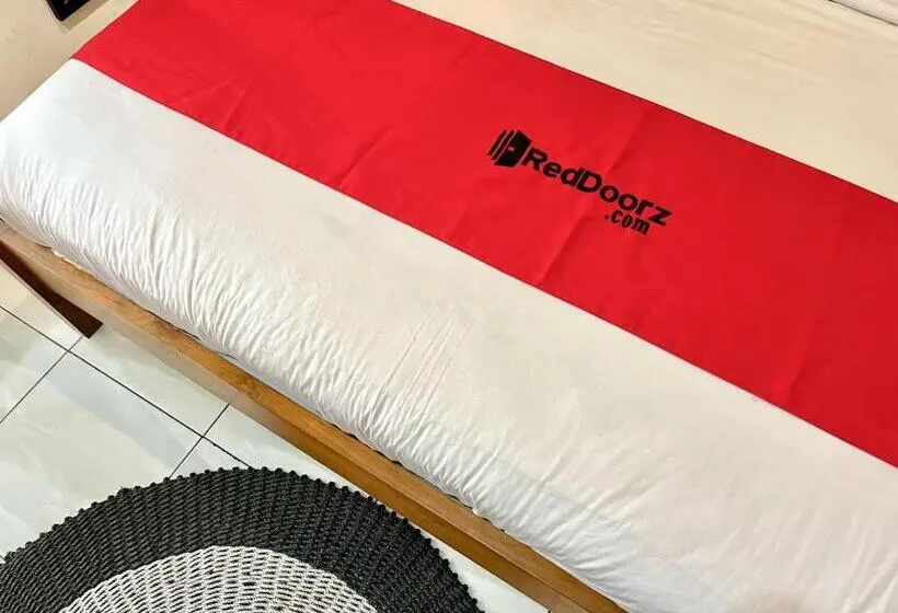 Deluxe Zimmer, Reddoorz At Mystays Pemuda Cepu Blora