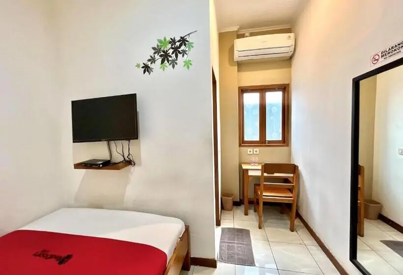 Standardeinzelzimmer, Reddoorz At Mystays Pemuda Cepu Blora