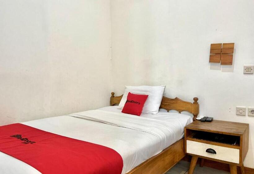 Номер Стандарт Индивидуальный, Reddoorz At Mystays Pemuda Cepu Blora