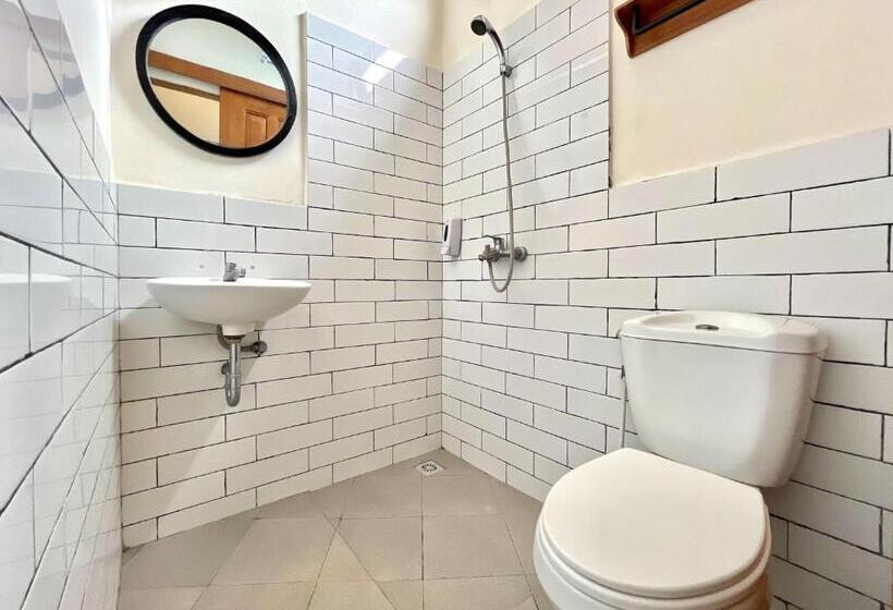 Номер Стандарт Индивидуальный, Reddoorz At Mystays Pemuda Cepu Blora