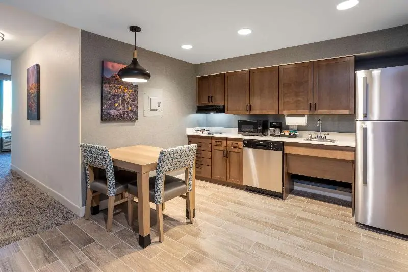 身障者適用スイートルーム, Homewood Suites By Hilton Albuquerque Downtown