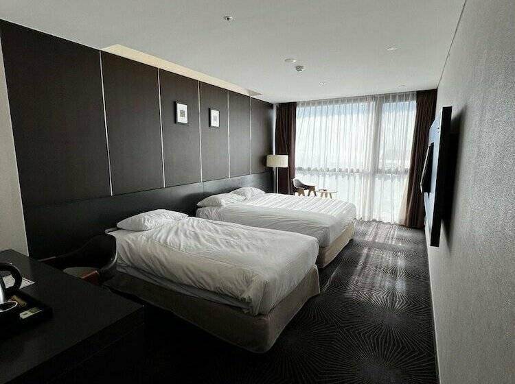 اتاق خانوادگی, Golden Daisy Seogwipo Ocean