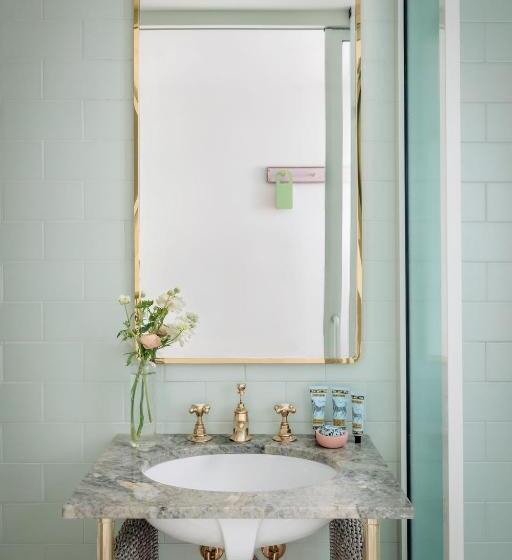 חדר סטנדרט מותאם לאדם עם מוגבלויות, The Goodtime Hotel, Miami Beach A Tribute Portfolio