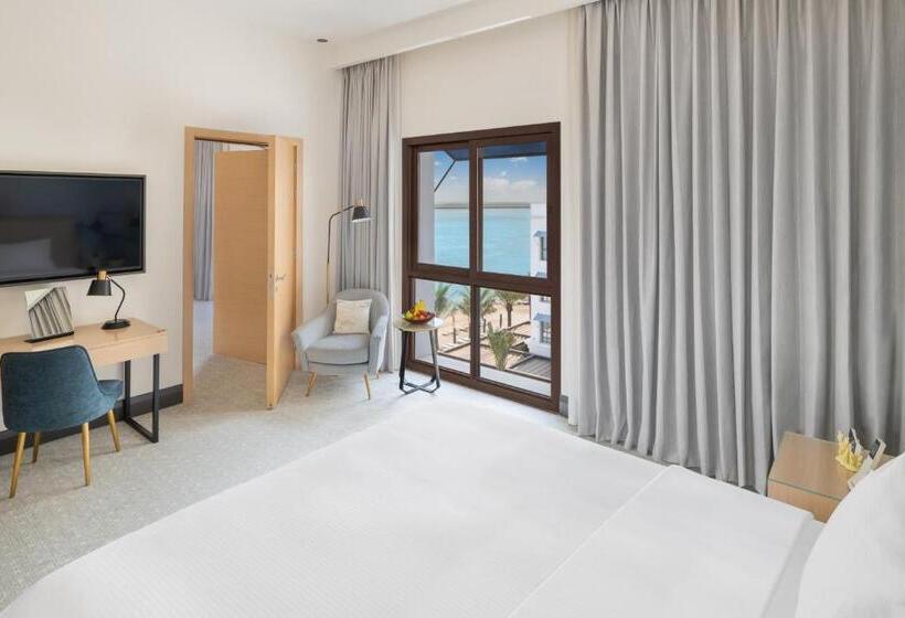 스탠다드 룸 킹사이즈 침대, Vida Beach Resort Umm Al Quwain