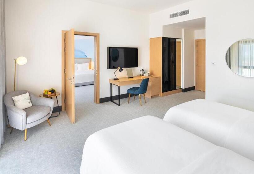 디럭스 룸 측면 바다 전망, Vida Beach Resort Umm Al Quwain