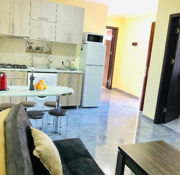 خانه 2 خوابه, Apollo Plus Cottages