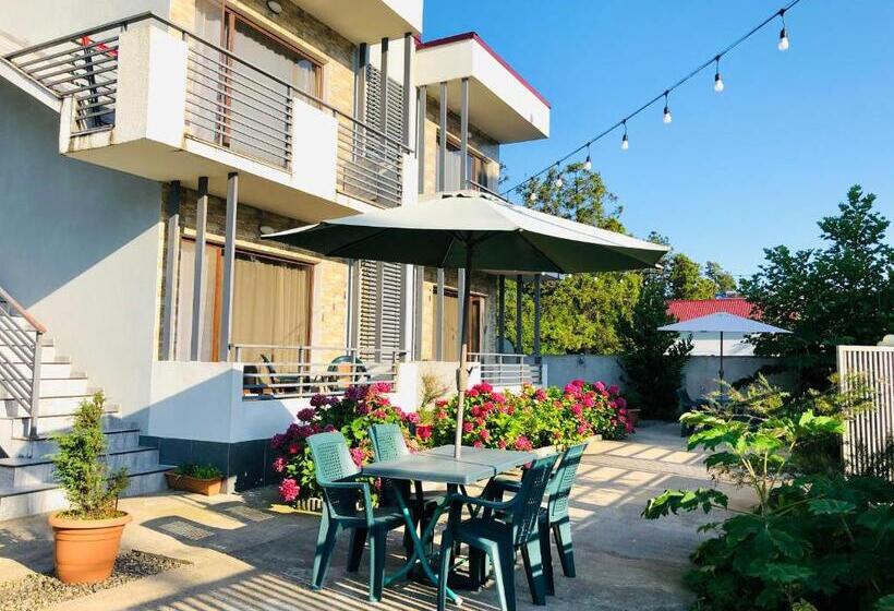 خانه 2 خوابه, Apollo Plus Cottages