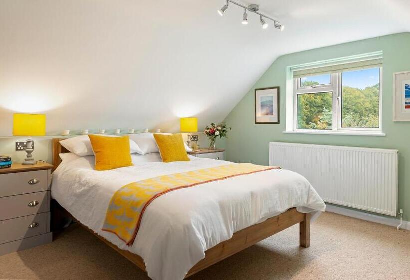 סוויטת סופריור, Chambers Place