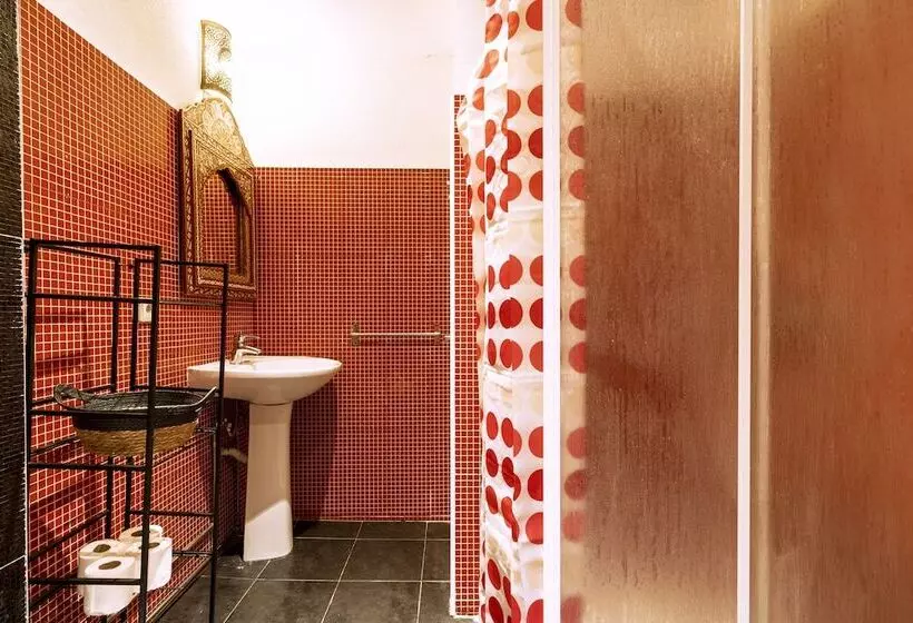 اتاق استاندارد یک تخته با سرویس بهداشتی مشترک, Porto Riad   Guest House