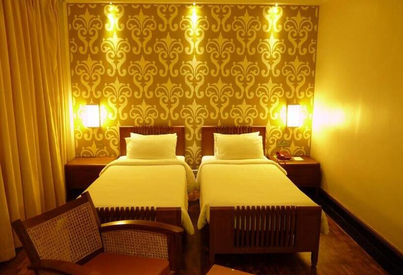 标准间, Grand Hotel