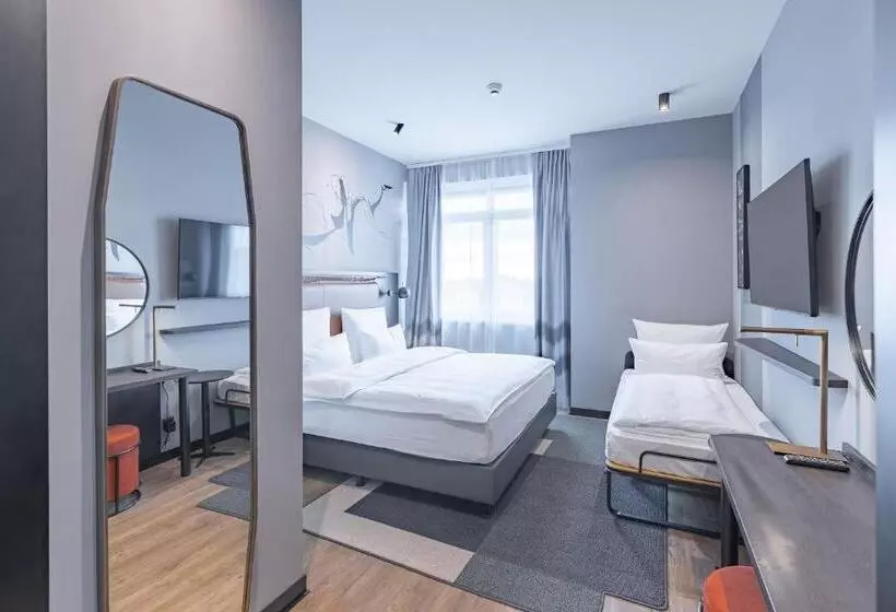 اتاق کلاسیک سه تخته, Titanic Comfort Kurfürstendamm
