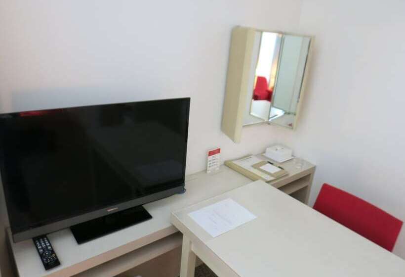 Номер Стандарт, Hamilton Hotel Red