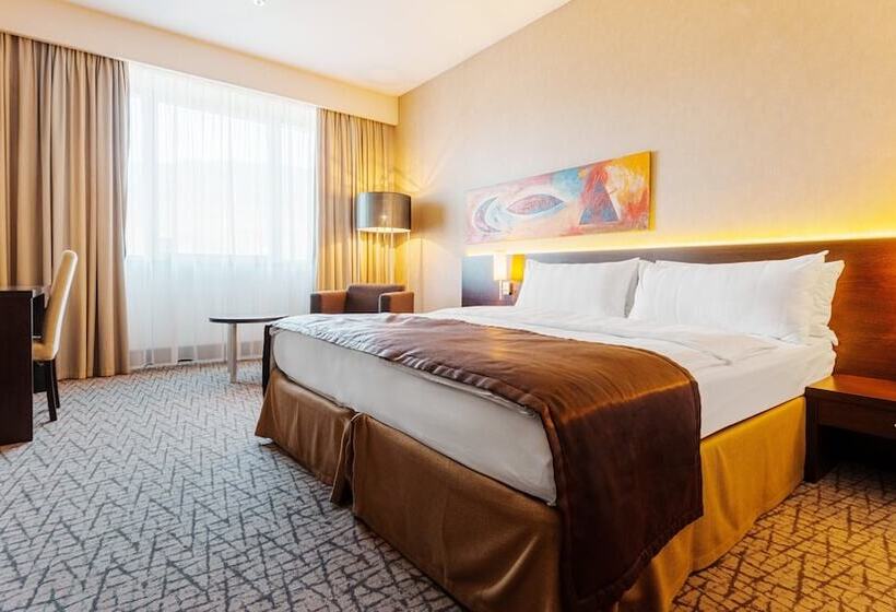 اتاق استاندارد با تخت دوبل, Holiday Inn Zilina, An Ihg