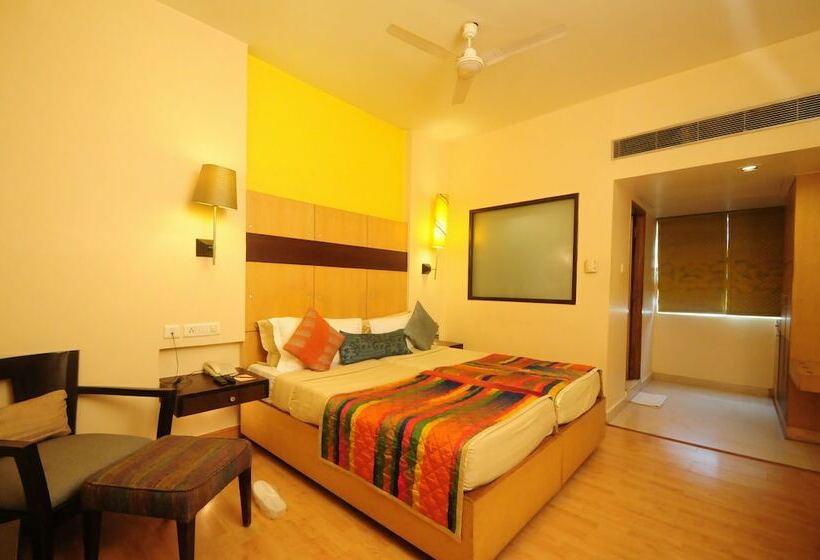 高级大房间, Justa Hyderabad