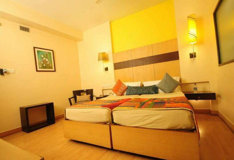 高级大房间, Justa Hyderabad