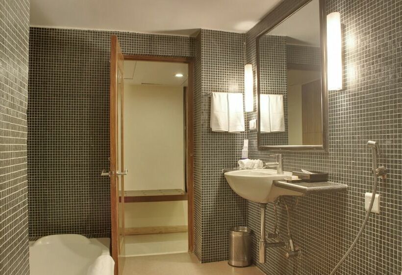 豪华房间, Justa Hyderabad