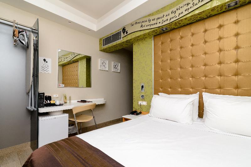 חדר סטנדרט יחיד, Kastro