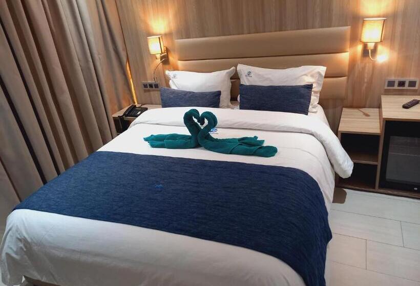 اتاق استاندارد یک نفره, La Perla