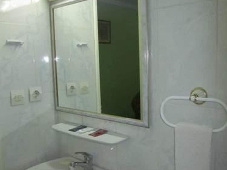 اتاق استاندارد یک نفره, Medina