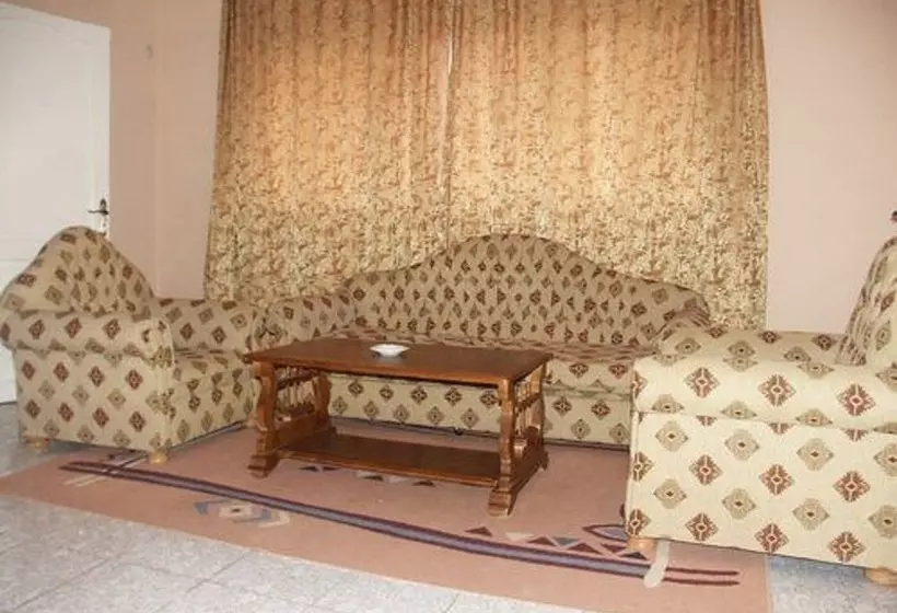 سوییت, Medina