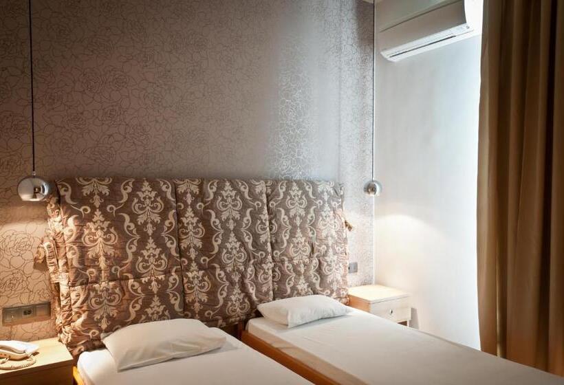 חדר סטנדרט, Metropolis