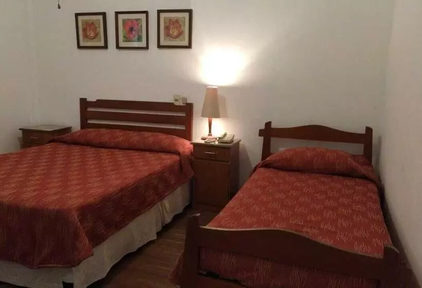 Economy Triple Room, Playa Grande