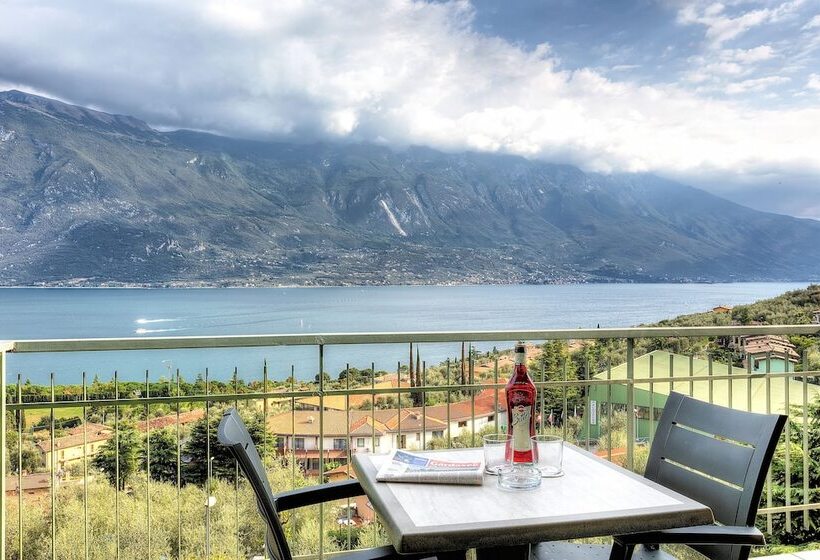 四人标准间, San Pietro