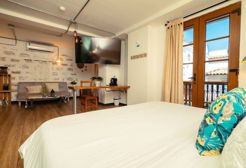 スイート, Socialtel Cartagena   Formerly Selina Cartagena