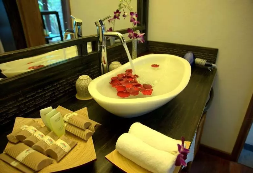 اتاق سوپریور با چشمانداز باغ, Sun Spa Resort & Villa
