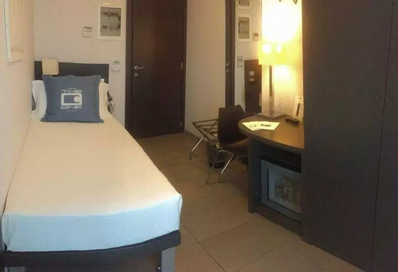 اتاق استاندارد یک نفره, The One Hotel   Designed For Adults   Pet Lovers