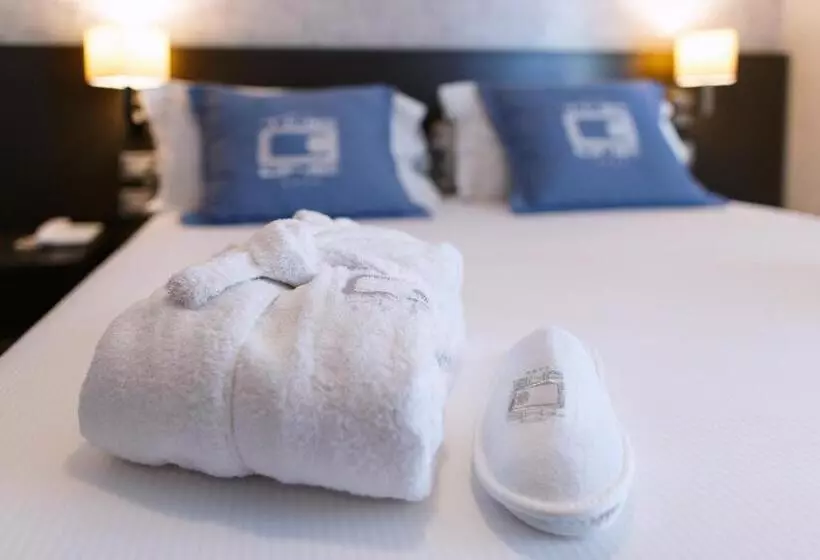 اتاق استاندارد, The One Hotel   Designed For Adults   Pet Lovers