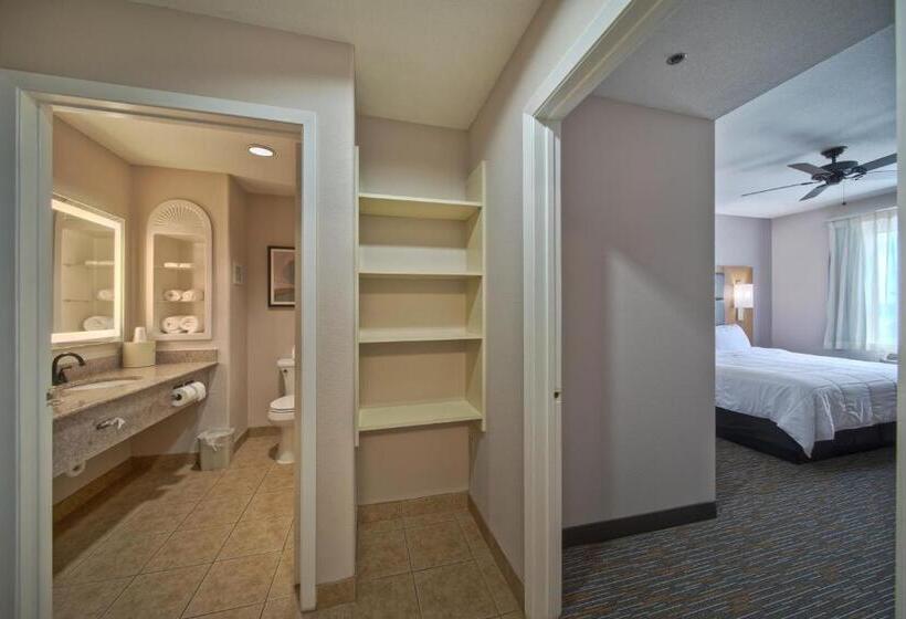 Люкс Кровать Кинг, Wingate By Wyndham Houston Bush Intercontinental Airport