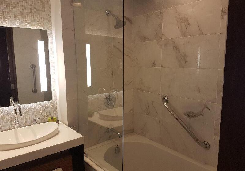 キングサイズベッドのスイートルーム, Wingate By Wyndham Houston Bush Intercontinental Airport