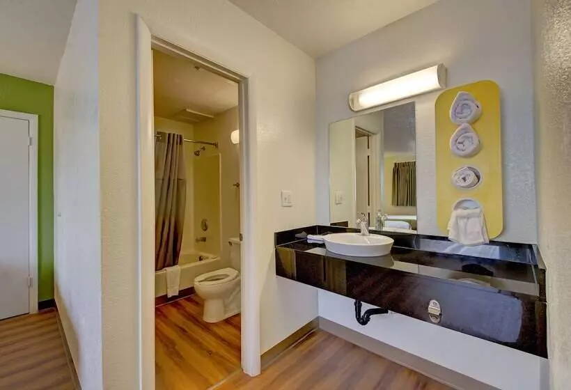 デラックスルーム, Motel 6cocoa Beach, Fl