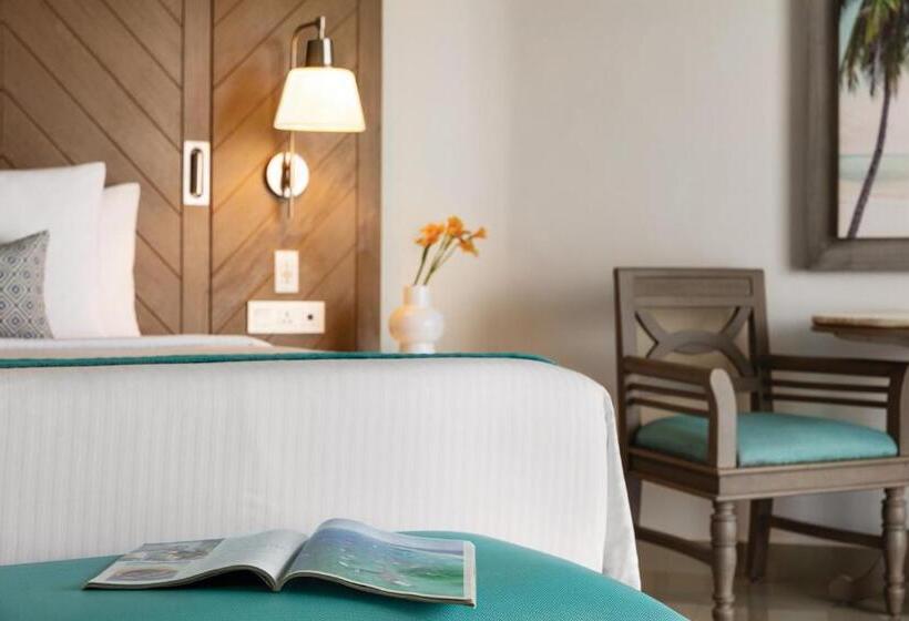 주니어 스위트 킹사이즈 침대, Wyndham Alltra Playa del Carmen - Adults Only - All Inclusive